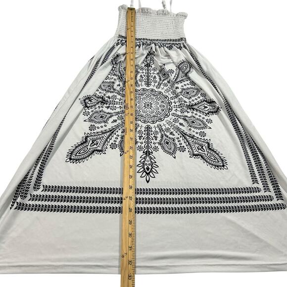 Cristina Love White Smocked Sundress Black Bandana Paisley Mandala Print Medium - Picture 5 of 7